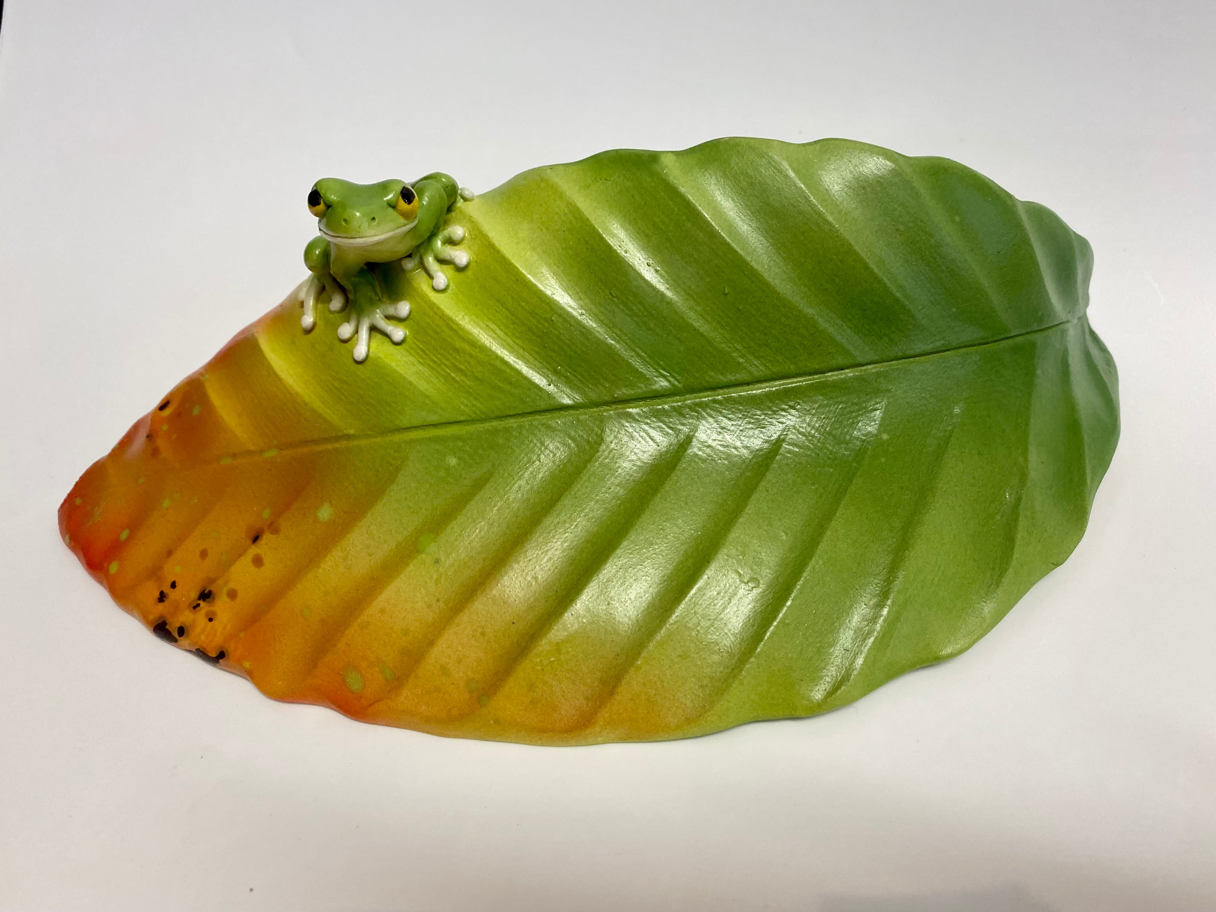 Large Leaf with Frog – Maleny Art Direct